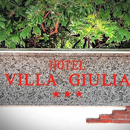 Giulia فندق 3*