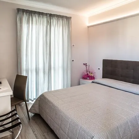 Giulia Hotel 3*